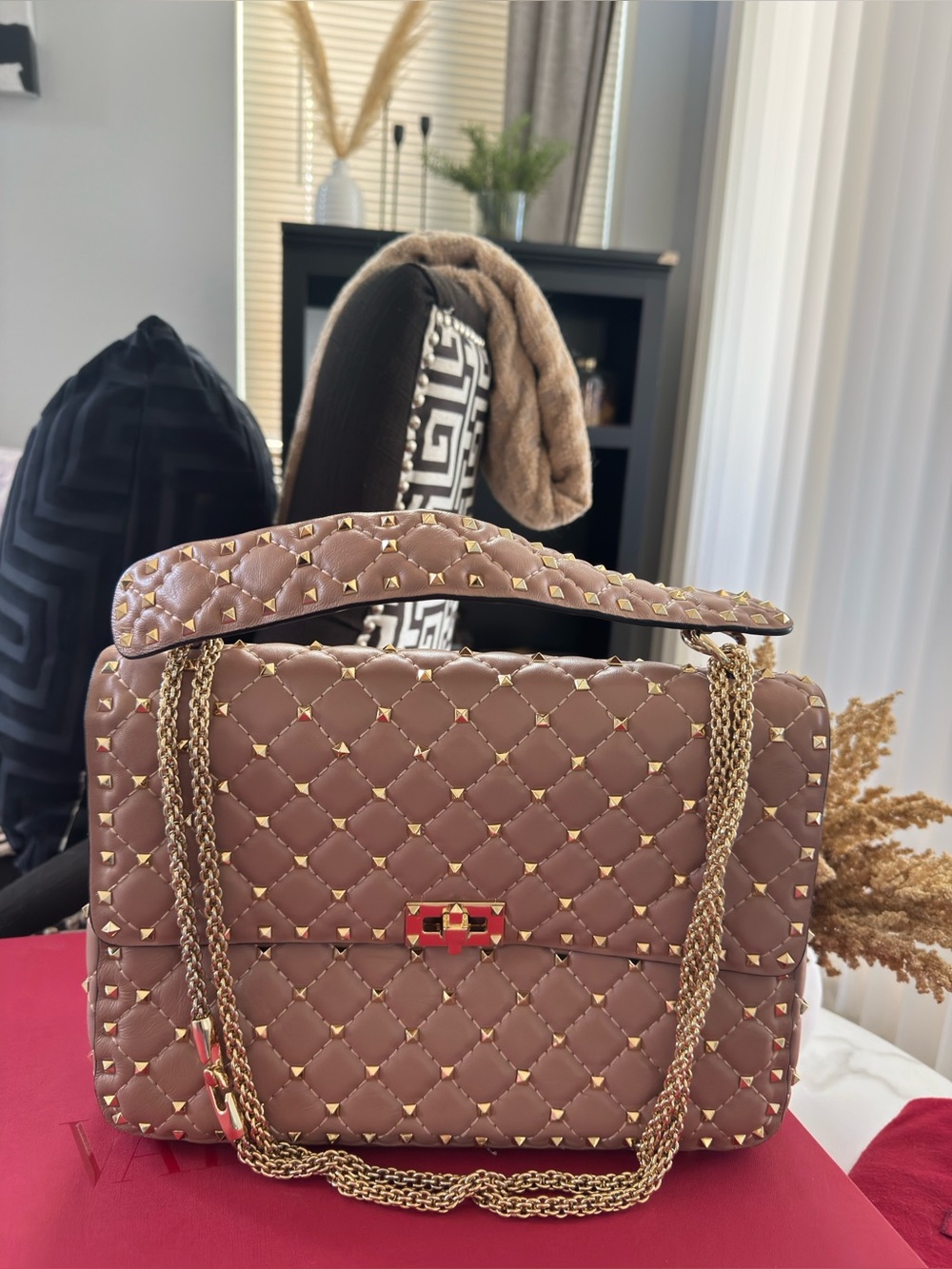 Valentino Nappa Quilted Rockstud Shoulder Bag with Gold Hardware - Picture 16 of 16